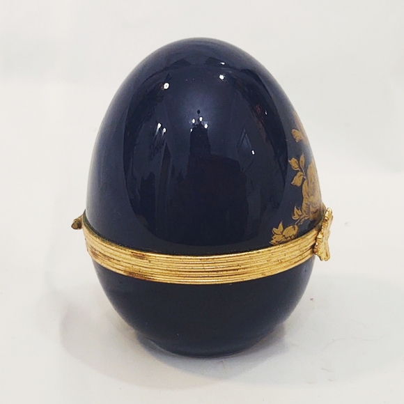 Vintage Limoges Cobalt Blue & Gold Porcelain Topped Trinket/Pill Box Egg - Picture 3 of 6